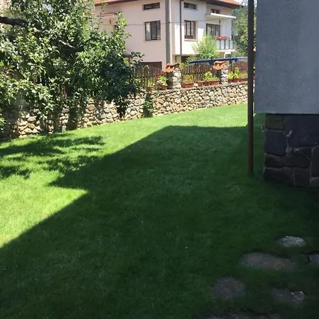 Guest house Къща Тенекеджиеви