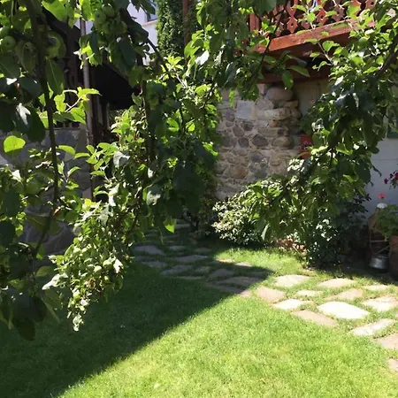 Guest house Къща Тенекеджиеви