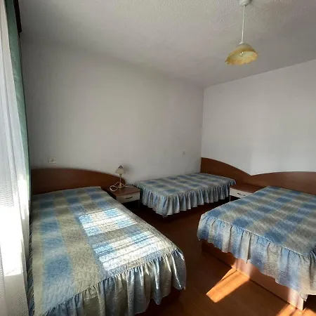Къща Тенекеджиеви Guest house