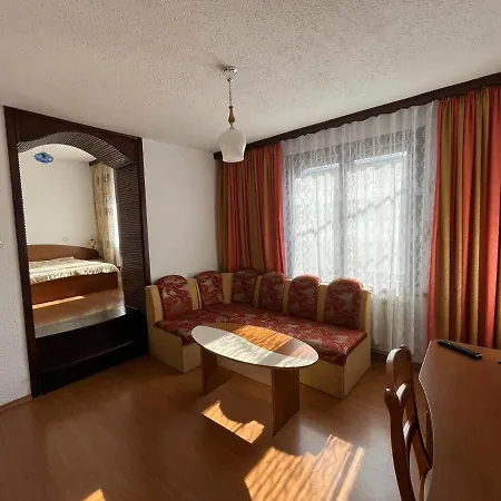 Guest house Къща Тенекеджиеви *