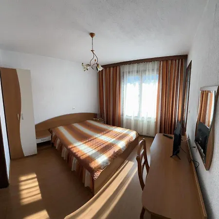 Къща Тенекеджиеви Guest house *