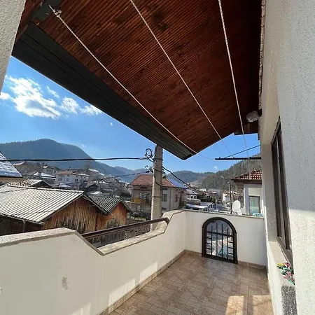 Guest house Къща Тенекеджиеви