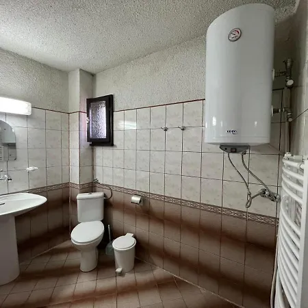Guest house Къща Тенекеджиеви *